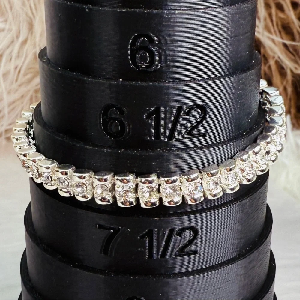 Vintage Silvertone crystal clear bling weighted tennis bracelet